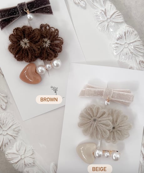 即納Fluffy Flower & Pearl Winter Clip Set