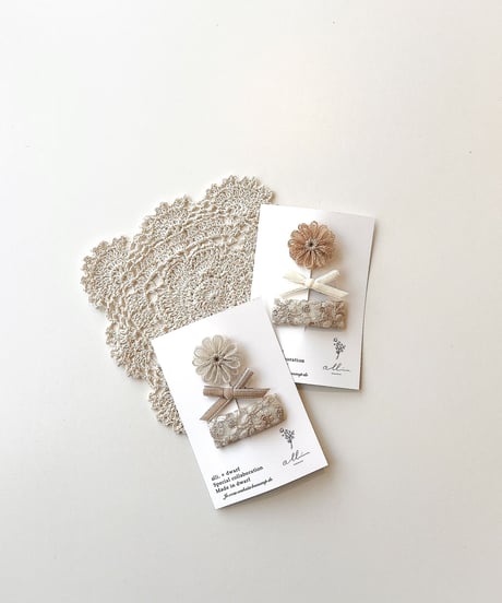 即納loop flower pin set