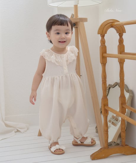 即納 bebe nine Nuamelo suit