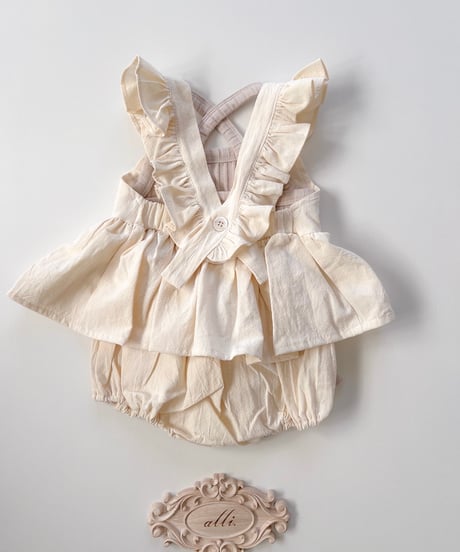 即納 bebe nine Rael frill set