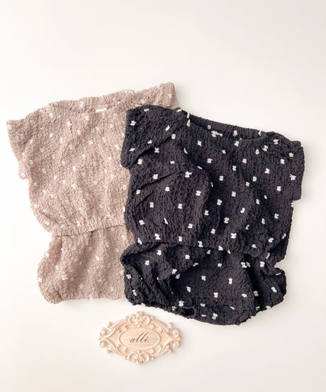 即納sleeveless dot crinkle set up