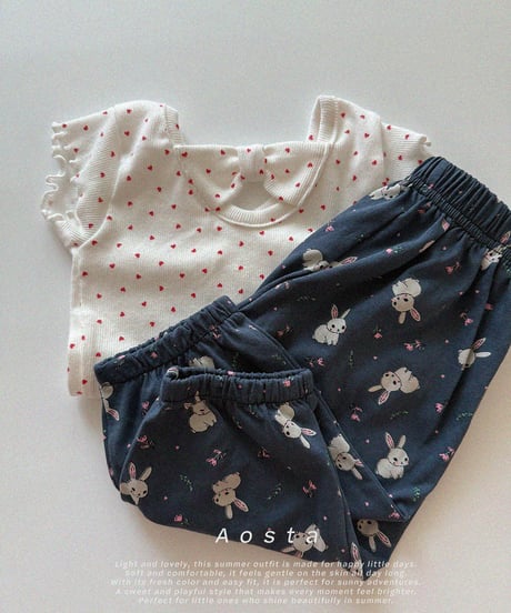 即納 aosta kiki tee