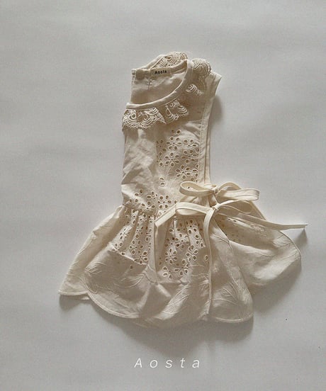 即納 aosta Lace Cotton Blouse
