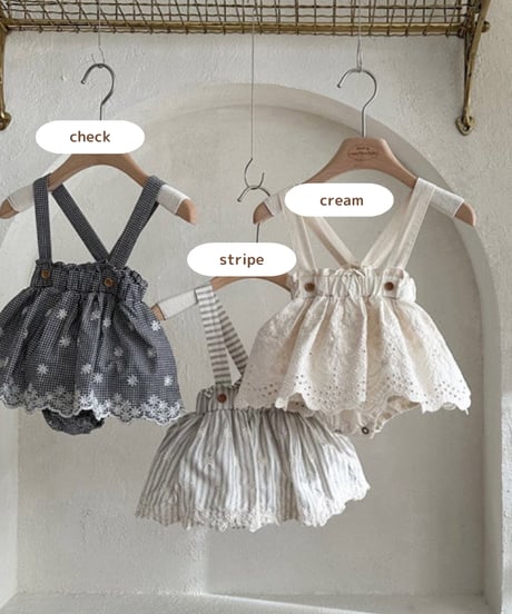 即納 monbebe Embroidery suspenders st bloomer