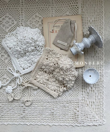 即納monbebe  handmade Knit bonnet