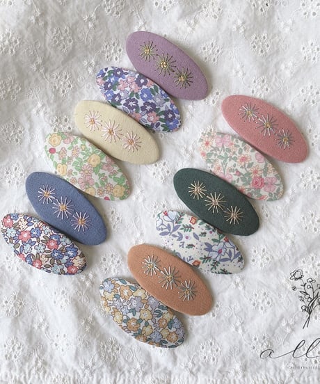 即納liberty×embroidery flower pin set.