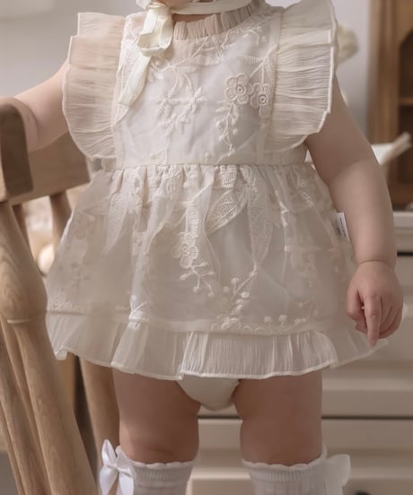 即納Embroidered Lace Rompers