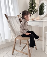 即納 Lace hem ribbed flared leggings