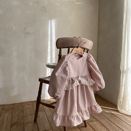 anneshirley | STORES