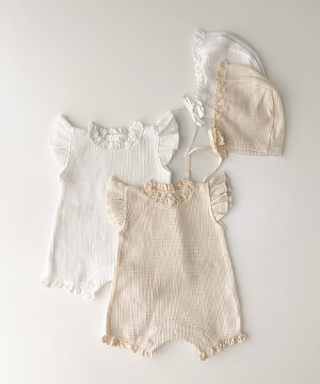即納monbebe   Summer frill waffle suit