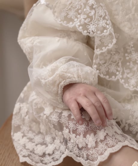 即納Lace Bouquet dress rompers