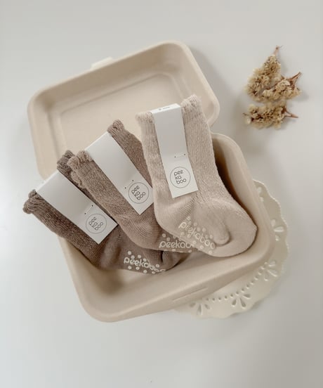 即納eyelet socks set