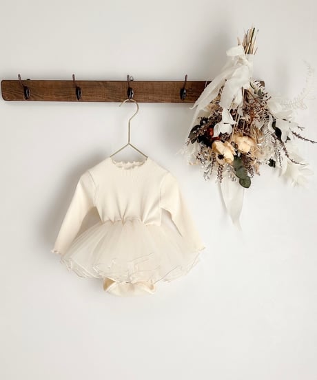 即納volume tulle rompers