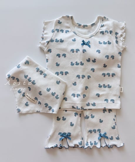 即納aosta Lip ribbon tee