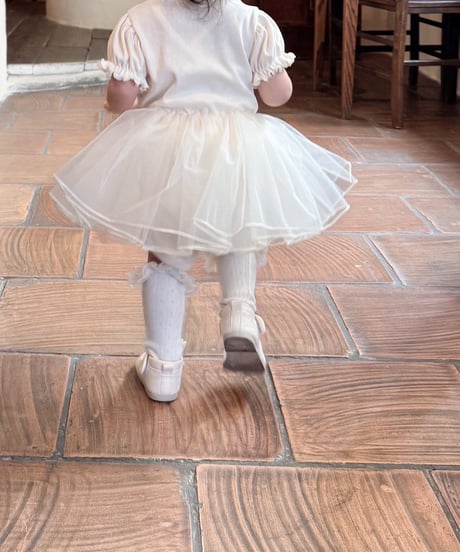 即納 mellow puff sleeve tulle rompers