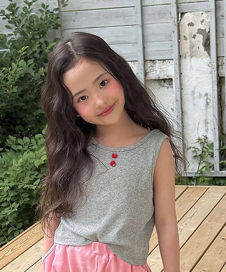 予約ninibello Tomato Button Sleeveless Top