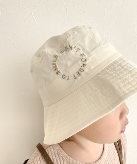 即納circle logo bucket hat