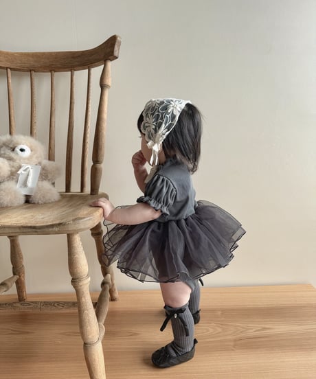 即納 mellow puff sleeve tulle rompers
