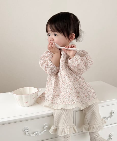 即納 Laura frill pants