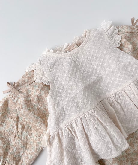 即納 Flower frill cape