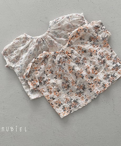 即納 nunubiel Plum blossom blouse