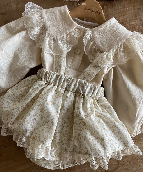 即納 Anneshirley blouse