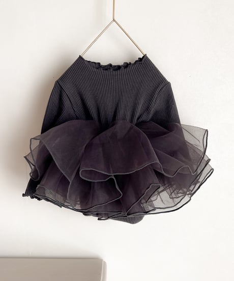 即納volume tulle rompers