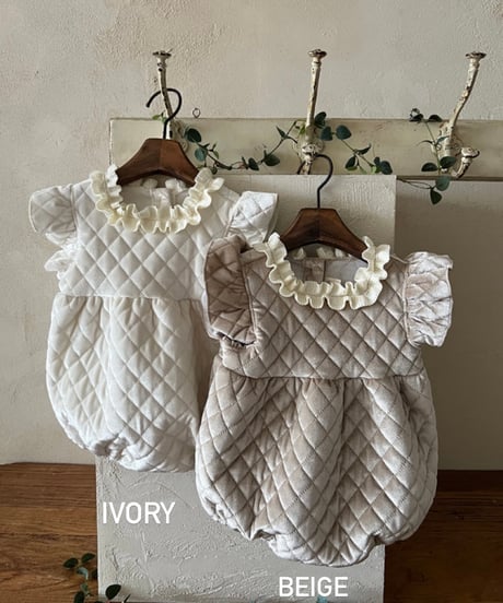 即納velours quilting suit