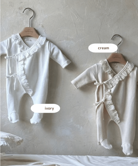 即納monbebe  Frill Cozzy Suit