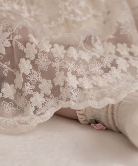 即納Lace Bouquet dress rompers