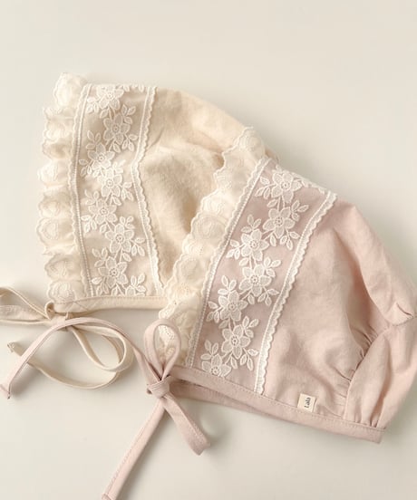 即納Heart lace bonnet