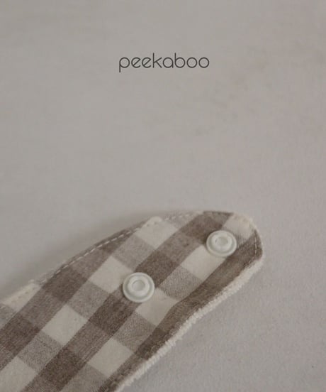 即納plaid flower bib