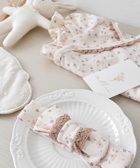 即納new born flower coordinate set