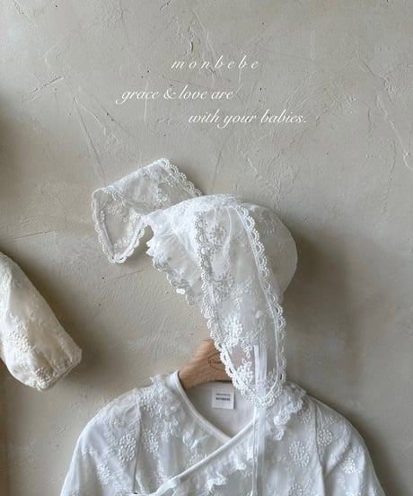即納 monbebe  Lace bunny bonnet