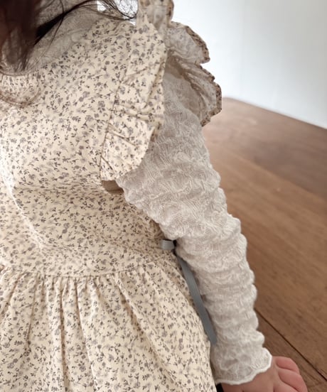 即納 Flower frill cape