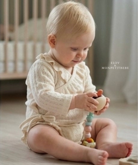 即納 mon petit bebe Lauren frill suit