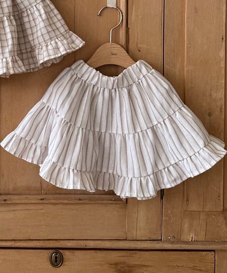 即納la camel latte skirt