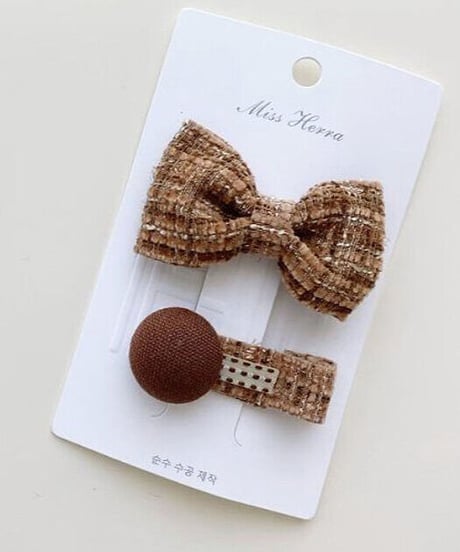 即納tweed pin set