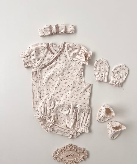 即納new born flower coordinate set