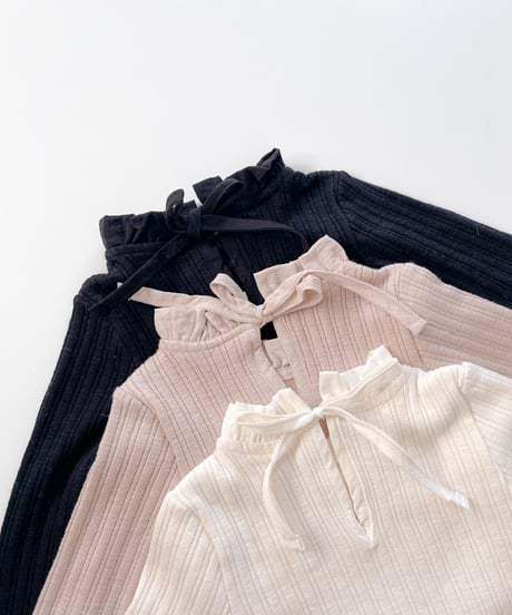 即納　Back ribbon stand collar Tee