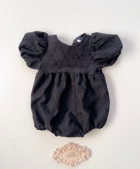 一部即納bebe nine Shine ribbon suit