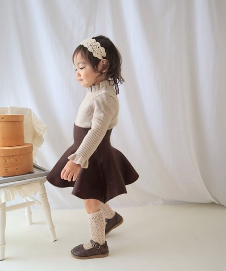 即納stand collar fril knit