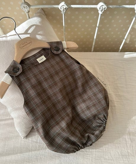 即納 monbebe Romi check suit