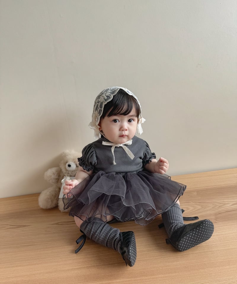 即納 mellow puff sleeve tulle rompers | alli.