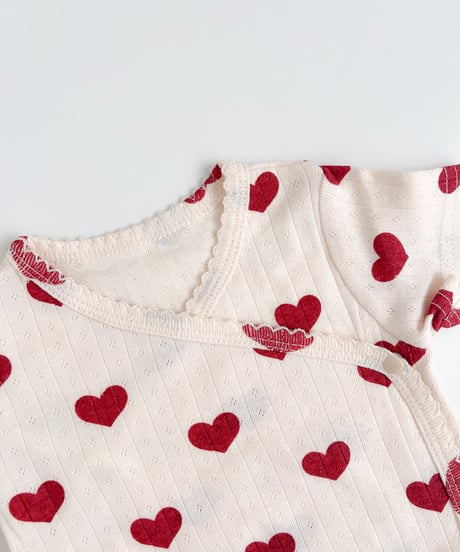 即納 newborn ribbon & heart rompers