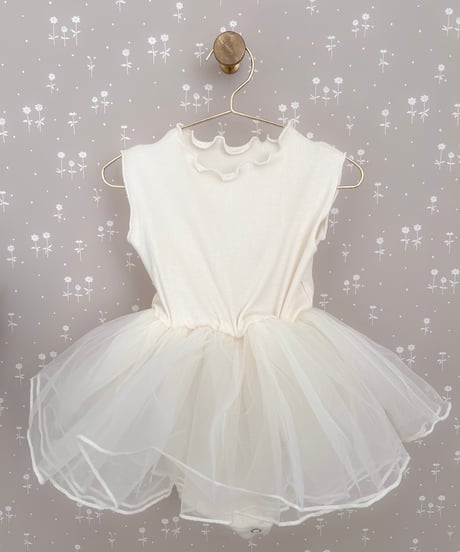 即納no sleeve tulle rompers