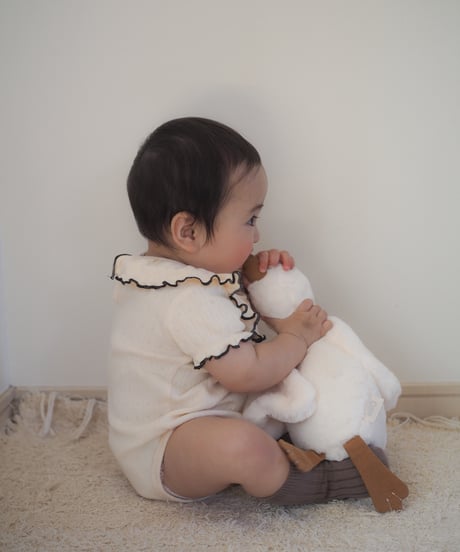 即納Ruffle Collar Eyelet body suit