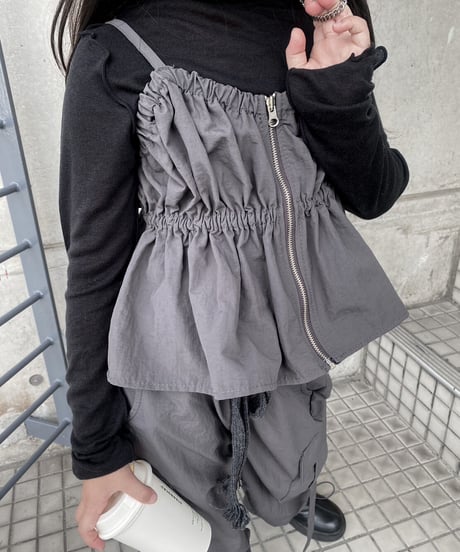 即納cargo pants