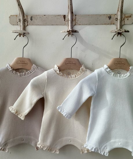 即納monbebe newborn waffle rompers set