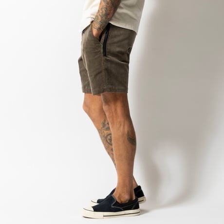 ROARK "TRAVEL SHORTS CORDUROY" 2COLORS